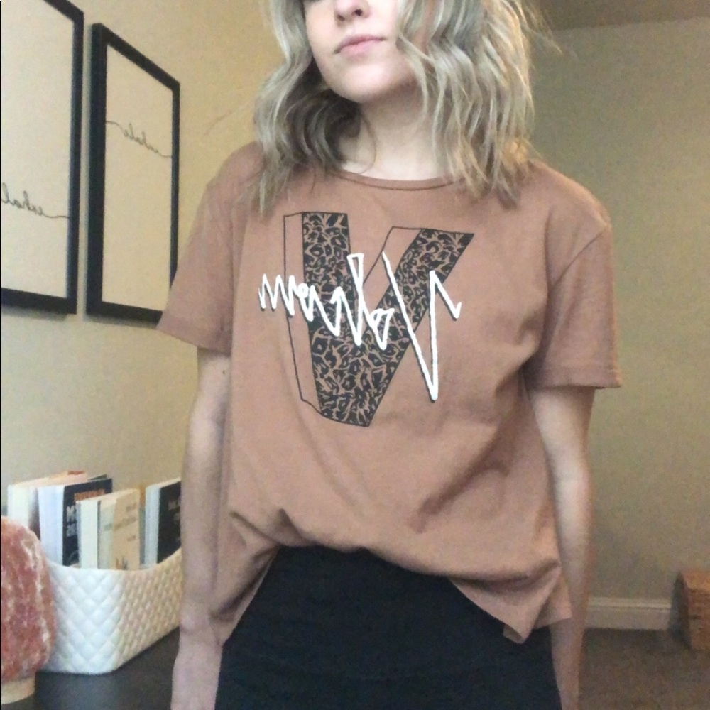 Volcom Cheetah Print basic Tee
